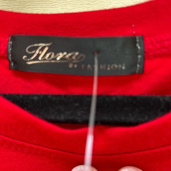 Flora by Fashion red short sleeved blouse with floral stud design, brand new, XL - Picture 3 of 7